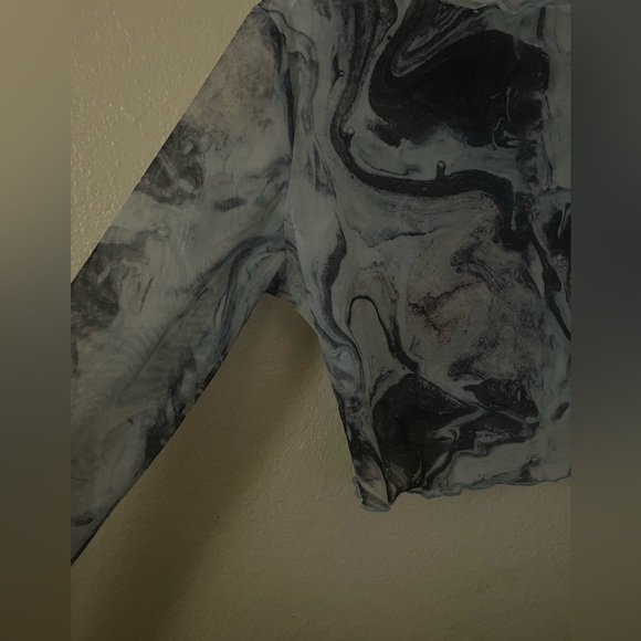 Mesh marble top - Picture 2 of 2